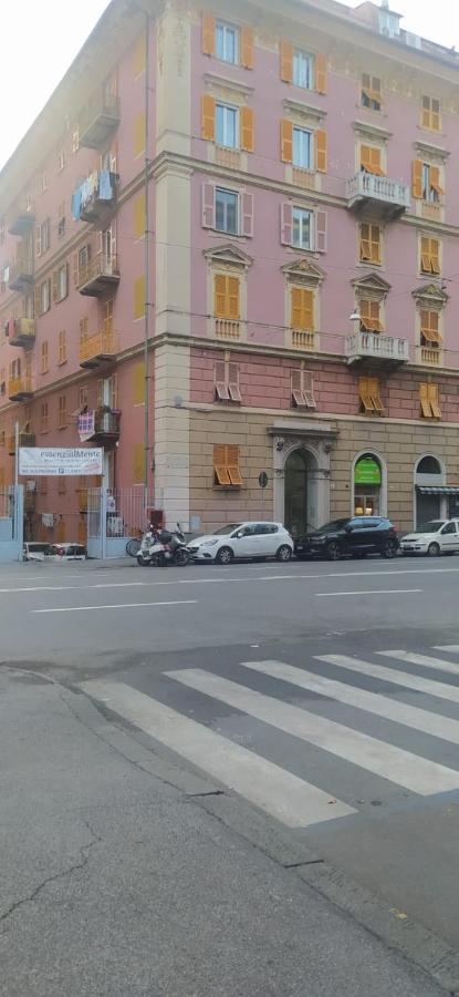 Appartamento In Centro Génova Exterior foto